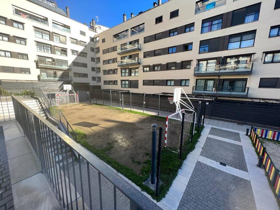 Apartamento Cerca Centro Madrid Ривас-Васиямадрид Екстериор снимка